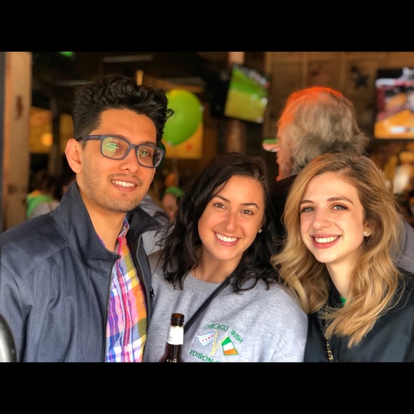 Meet your Posher, Britney - Picture 2 of 3